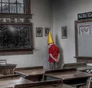 dunce